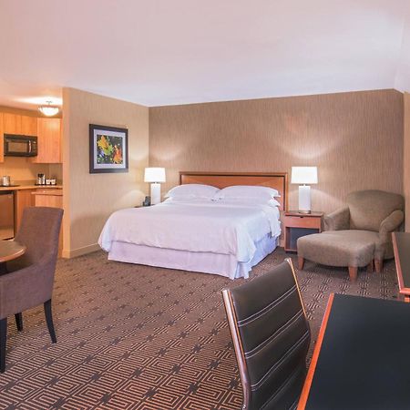 Sheraton Springfield Monarch Place Hotel Buitenkant foto