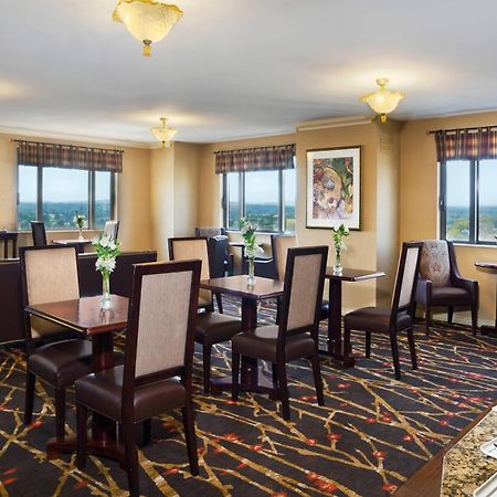 Sheraton Springfield Monarch Place Hotel Buitenkant foto