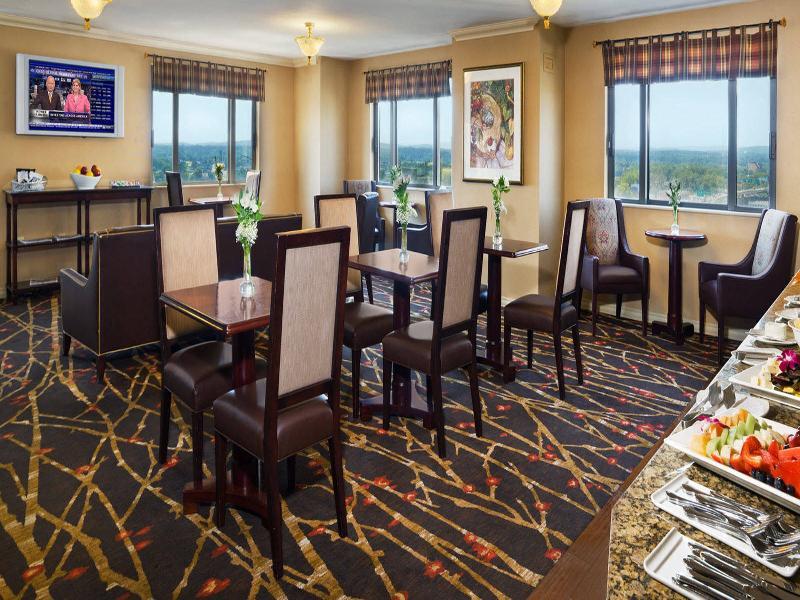 Sheraton Springfield Monarch Place Hotel Buitenkant foto