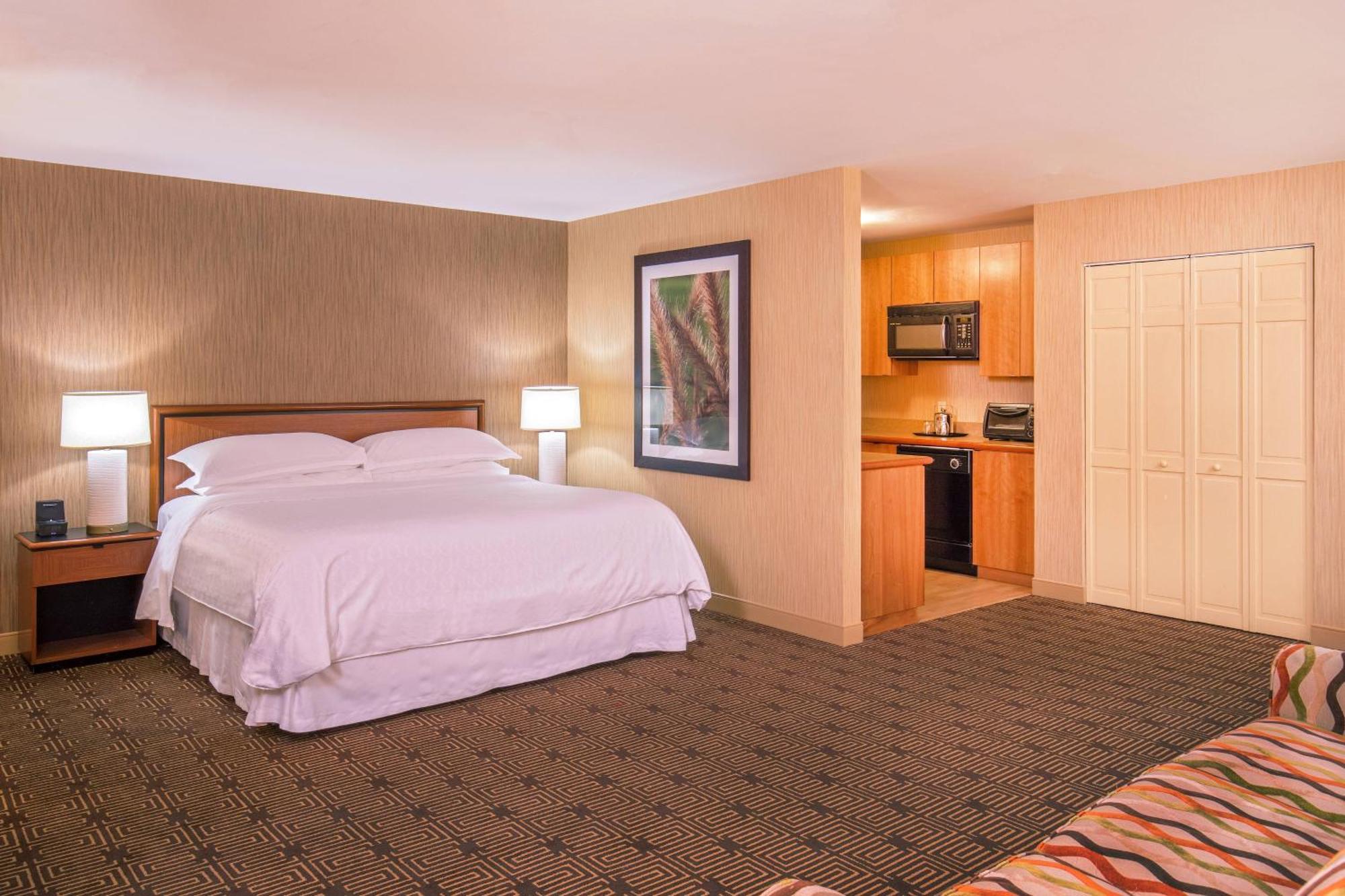 Sheraton Springfield Monarch Place Hotel Buitenkant foto