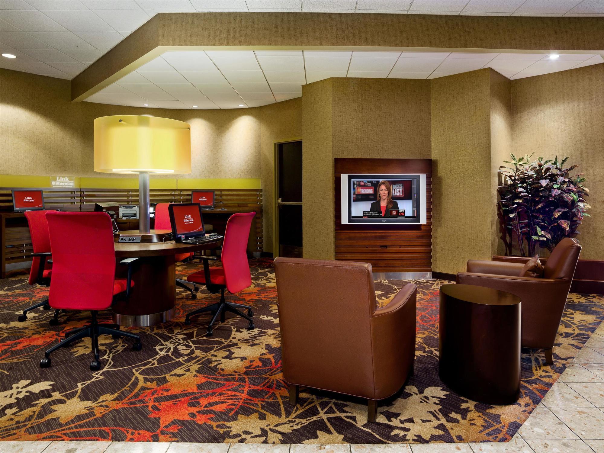 Sheraton Springfield Monarch Place Hotel Buitenkant foto