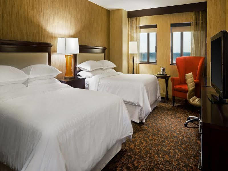 Sheraton Springfield Monarch Place Hotel Buitenkant foto